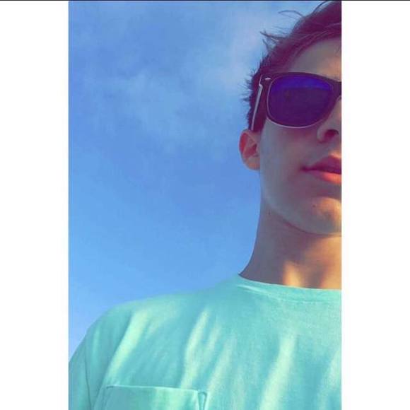 Meet your Posher, Alex - Picture 1 of 1